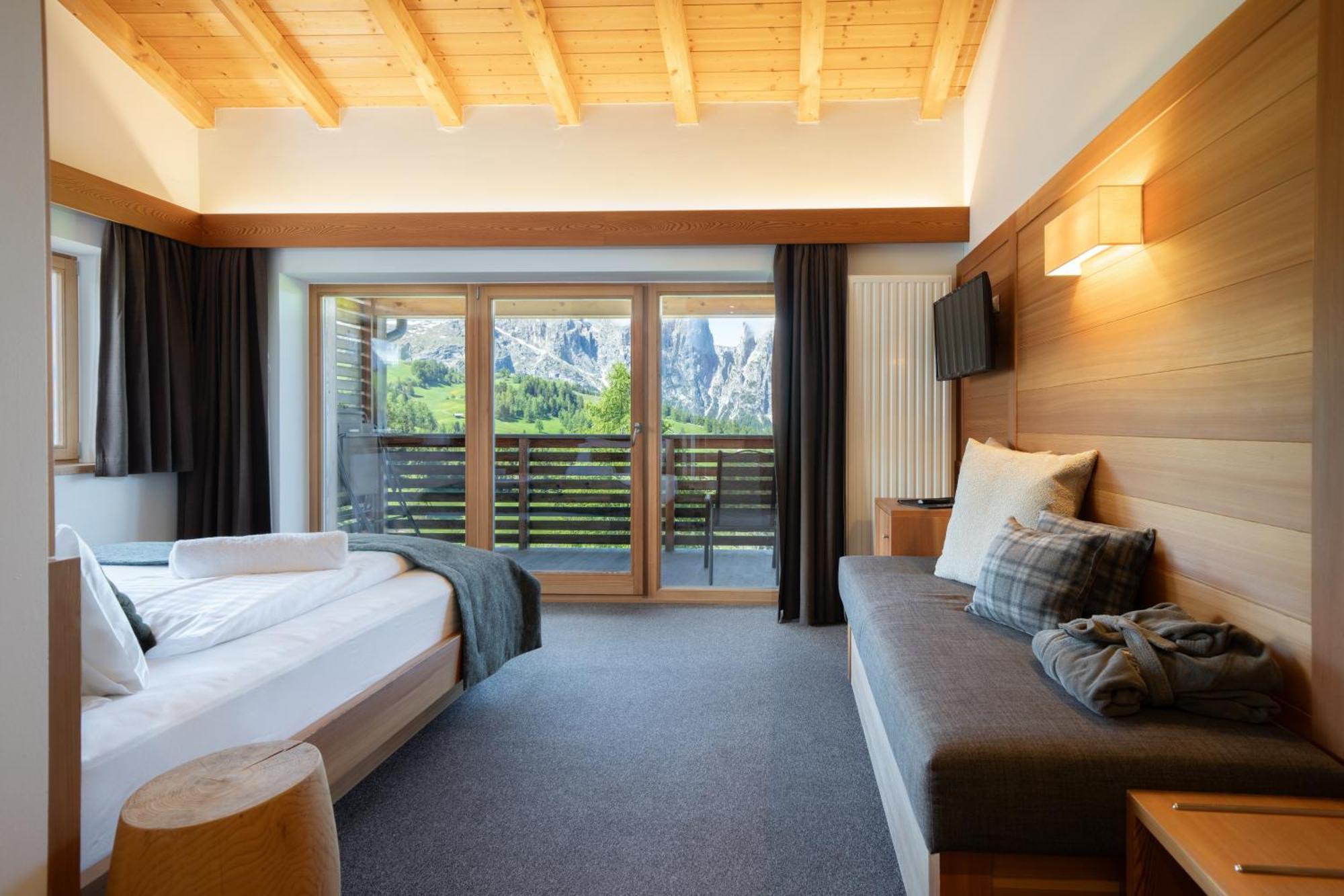 Berghotel Zorzi Альпе-ді-Сьюзі Екстер'єр фото