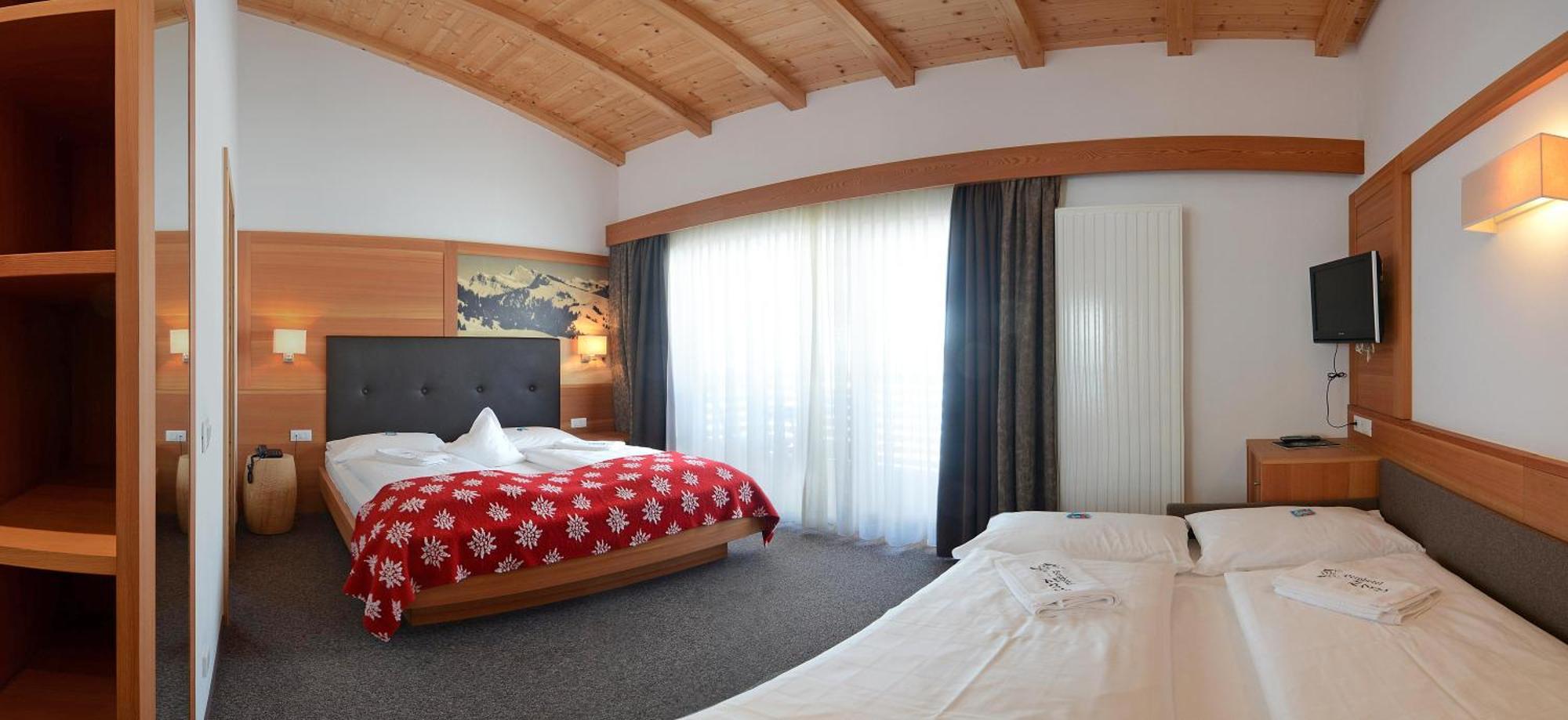 Berghotel Zorzi Альпе-ді-Сьюзі Екстер'єр фото